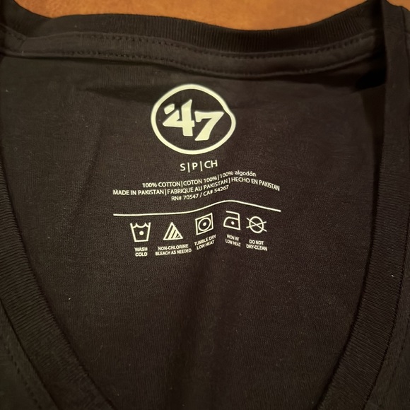 Kansas City Chiefs ‘47 V Neck Tee - Picture 6 of 6